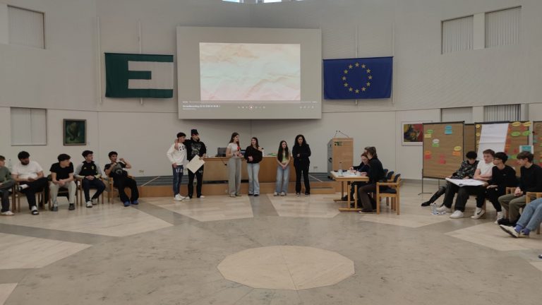 903b3e2c-6d4a-4ceb-8cfa-523b330a728f